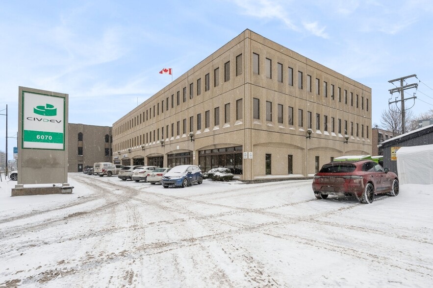 6068-6972A Rue Sherbrooke E, Montréal, QC for lease - Building Photo - Image 1 of 1