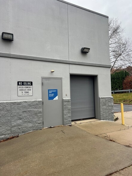 2 Cumberland St, Lebanon, PA for lease - Building Photo - Image 3 of 4