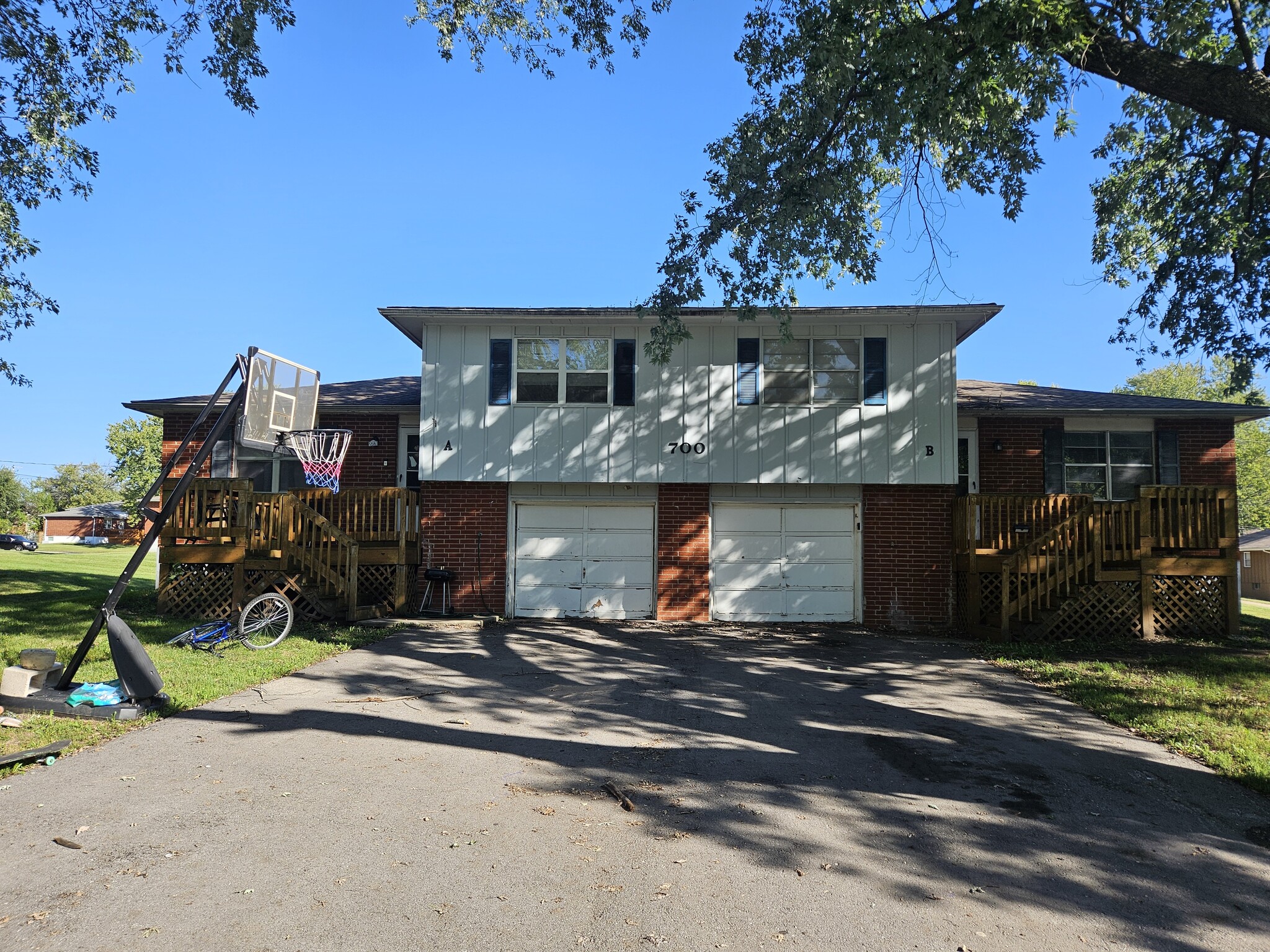 700 NE Hamel Pl, Lee's Summit, MO à vendre Photo principale- Image 1 de 2