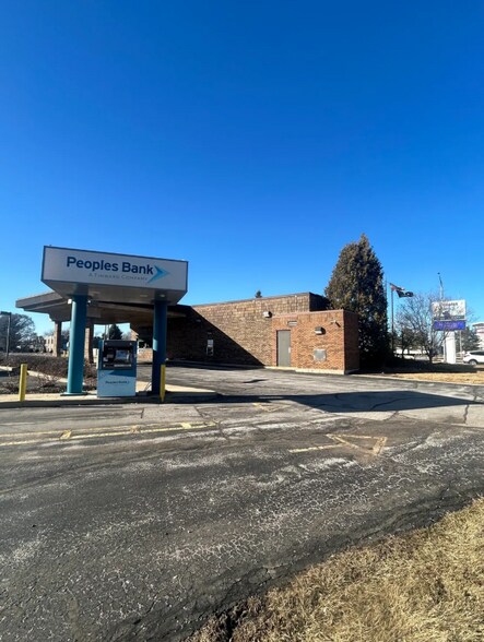 1300 Sheffield Dr, Dyer, IN for sale - Primary Photo - Image 1 of 6