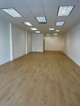 102-104 S Glendale Ave, Glendale, CA for lease Interior Photo- Image 2 of 4