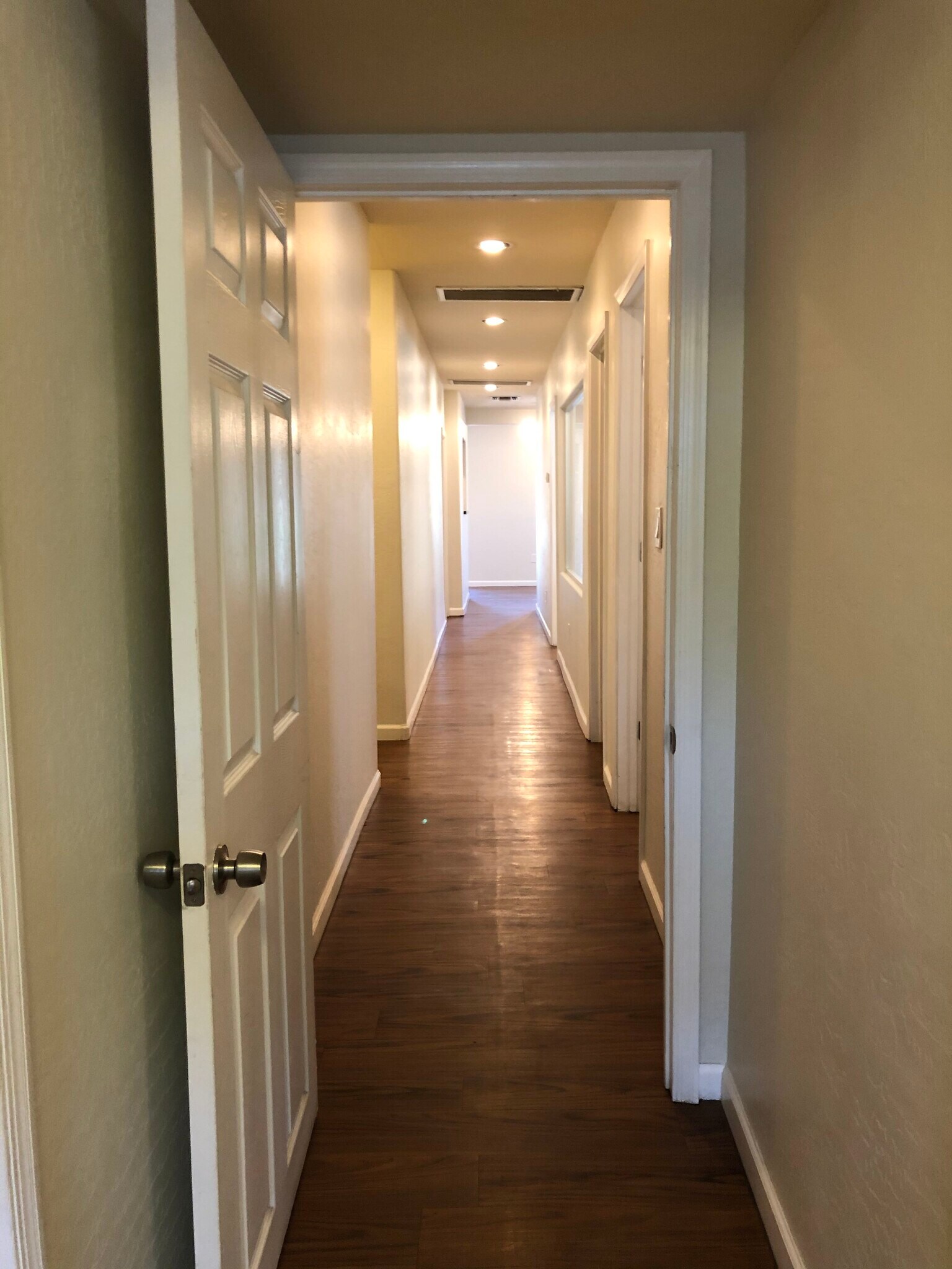 1137 W McDowell Rd, Phoenix, AZ à louer Photo intérieure- Image 1 de 7