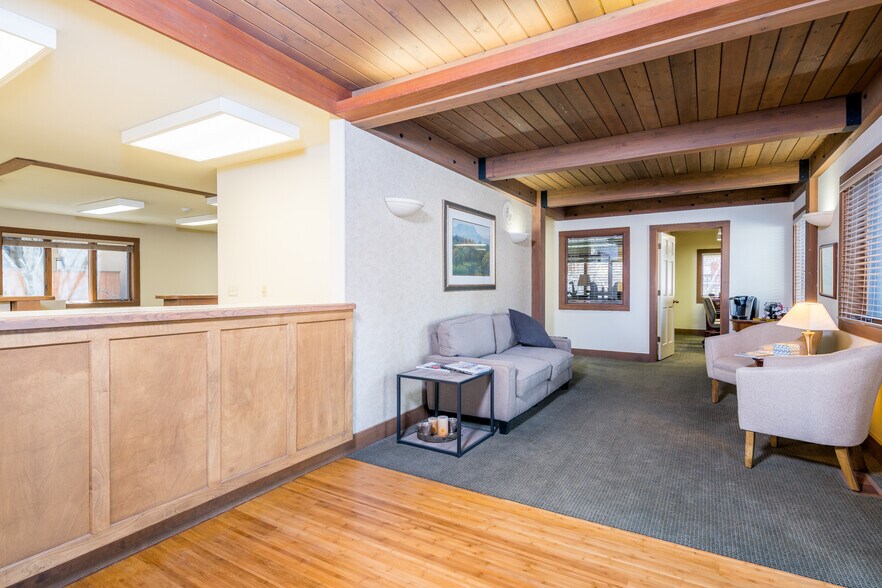 171 W 6th St, Ketchum, ID à vendre - Photo intérieure - Image 2 de 11