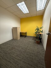 11492 Bluegrass Pky, Louisville, KY for lease Interior Photo- Image 1 of 2