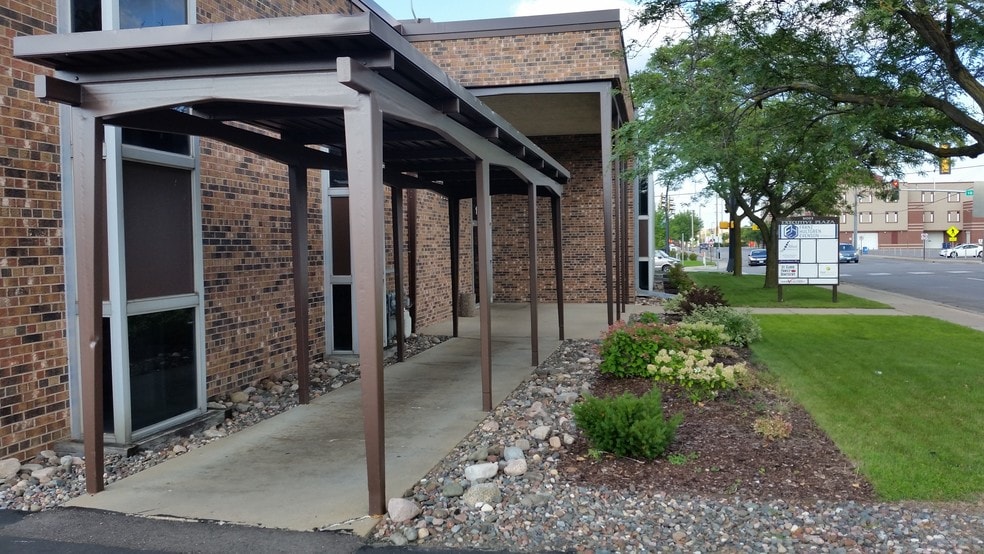 1011 2nd St N, Saint Cloud, MN for sale - Building Photo - Image 2 of 4