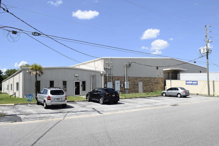 133 Atlantic Dr, Maitland, FL à louer - Photo du bâtiment - Image 1 de 10