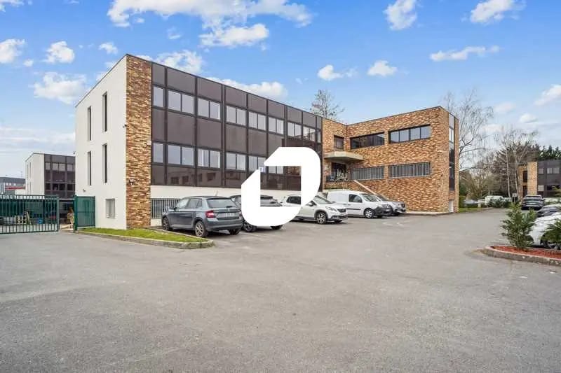 4 Rue De La Terre De Feu, Les Ulis for lease - Building Photo - Image 1 of 17