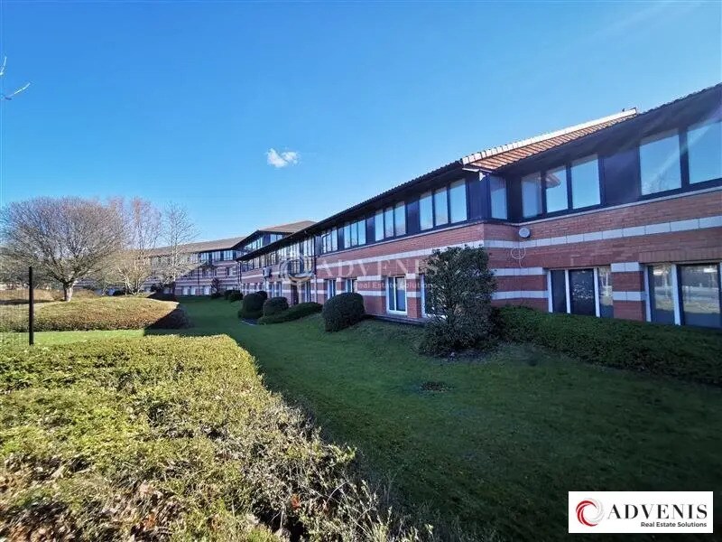 Office in VILLENEUVE-D'ASCQ for lease Building Photo- Image 1 of 6