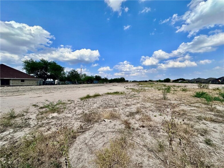 1802 N Jackson Rd, Edinburg, TX à vendre - Autre - Image 3 de 9