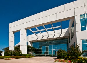 2301 Eagle Pky, Fort Worth, TX for sale Building Photo- Image 1 of 10