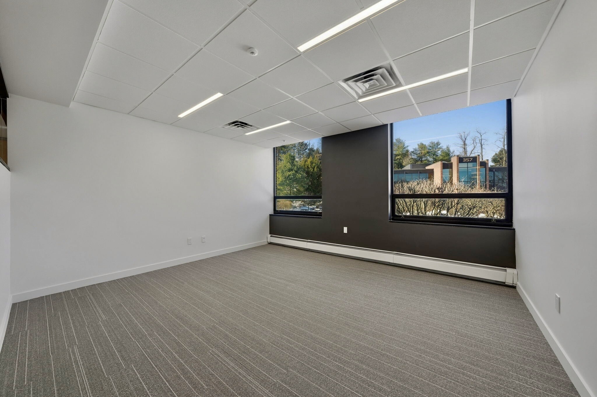 355 Main St, Armonk, NY for lease Interior Photo- Image 1 of 5