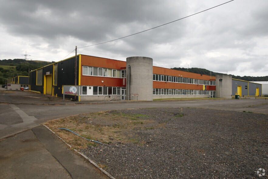 Alder Av, Ystrad Mynach à vendre - Photo du bâtiment - Image 3 de 19