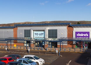 11-13 The Linkway, Bolton for lease Building Photo- Image 2 of 11