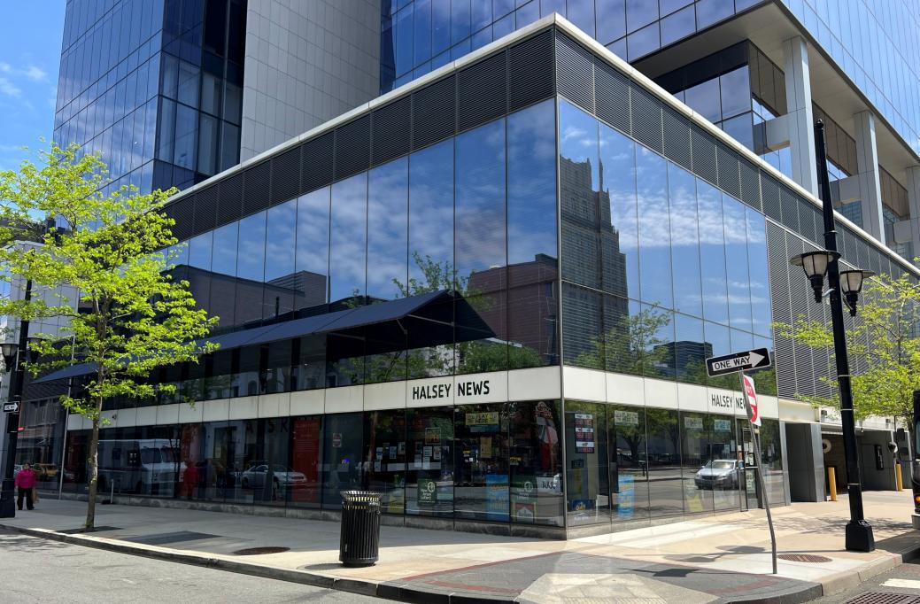 635-649 Broad St, Newark, NJ à louer Photo du bâtiment- Image 1 de 1