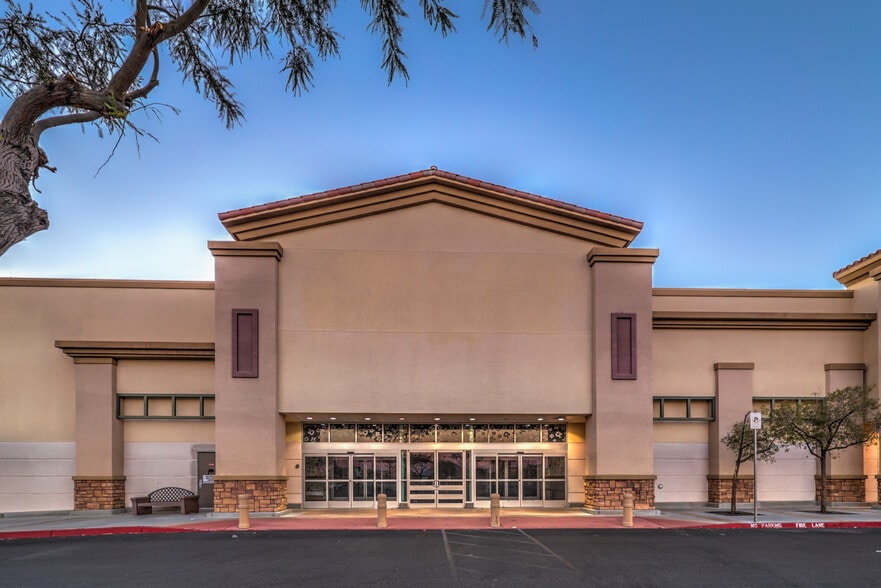 6980 N 5th St, North Las Vegas, NV for lease - Building Photo - Image 2 of 7