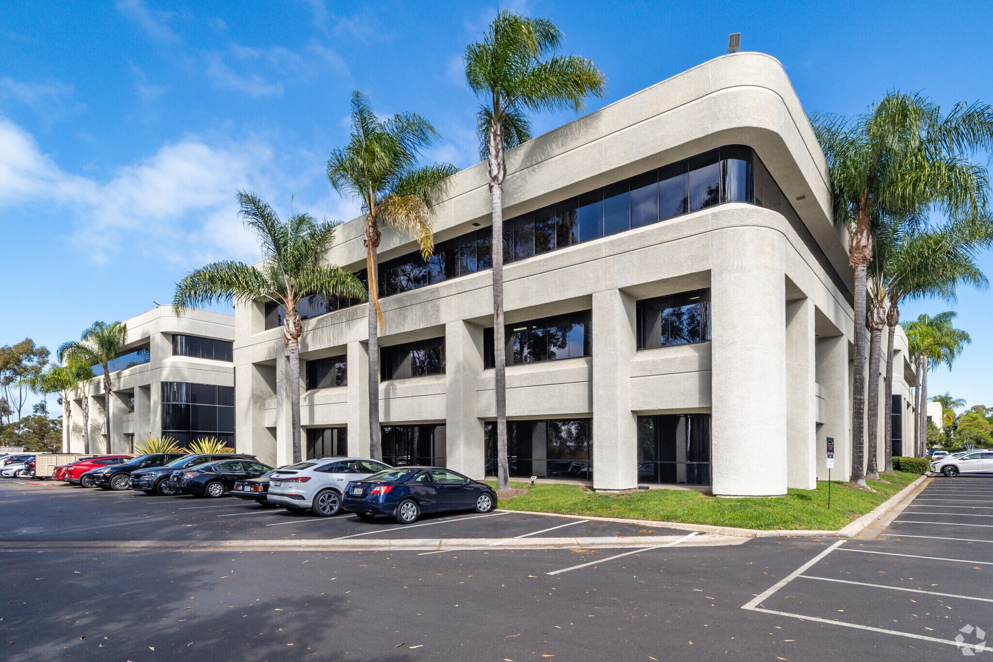 7220 Trade St, San Diego, CA à louer Photo du bâtiment- Image 1 de 29