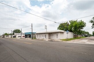 More details for 220 E Texas Ave, Baytown, TX - Retail for Sale