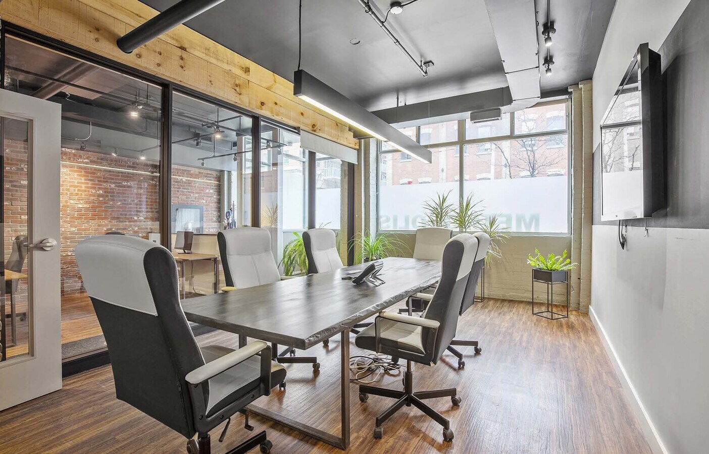 80 Sherbourne St, Toronto, ON M5A 2R1 - Unit 101 - - Interior Photo - Image 2 of 7