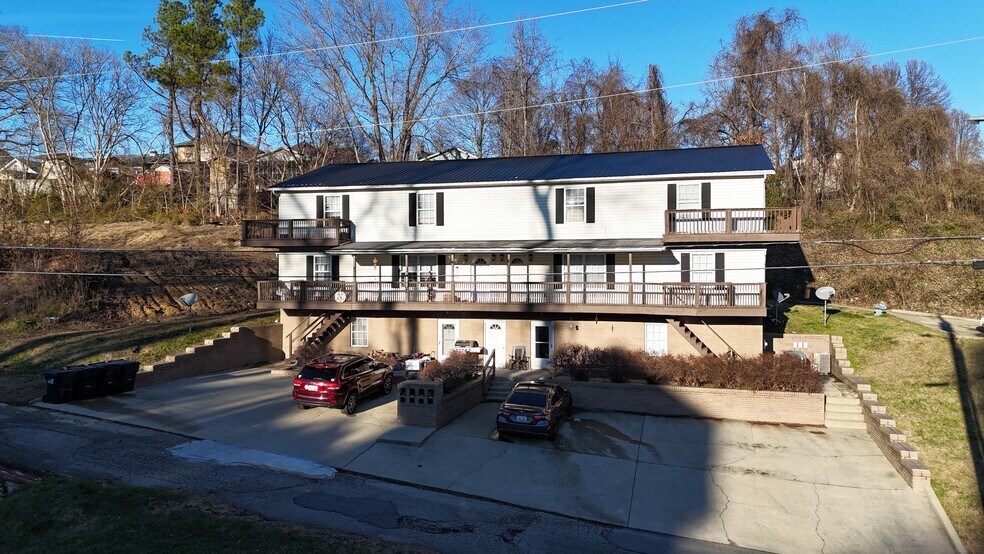 751 Hunt St, Ashland, KY à vendre - Photo du bâtiment - Image 2 de 41