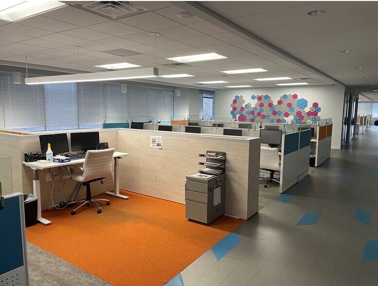 7900 McCloud Rd, Greensboro, NC à louer - Photo intérieure - Image 3 de 3