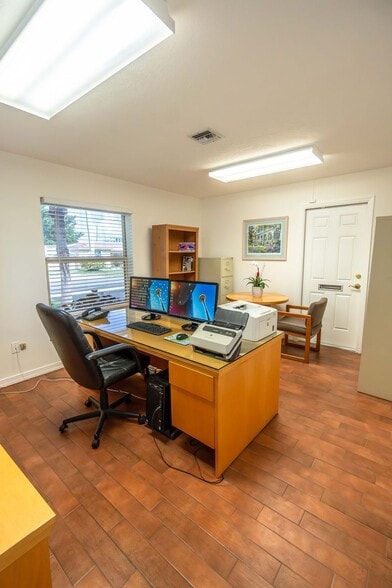 18 NE 2nd Ave, Dania Beach, FL for sale - Building Photo - Image 2 of 35