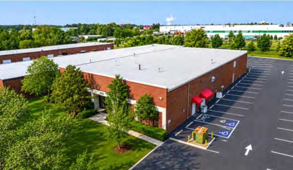 3525 Centre Cir, Fort Mill, SC for sale - Building Photo - Image 1 of 8