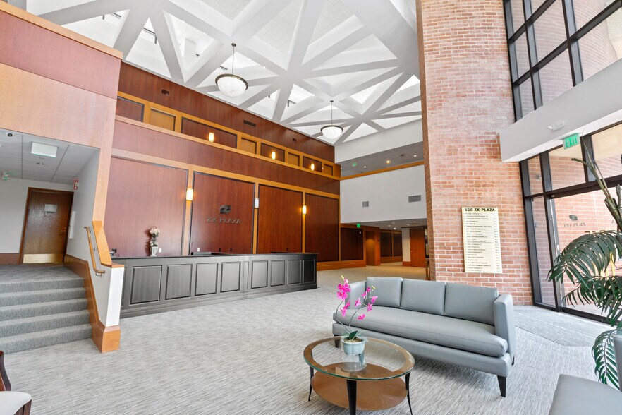 600 N Rosemead Blvd, Pasadena, CA for lease - Interior Photo - Image 2 of 17