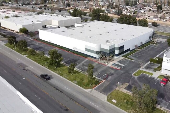 Plus de détails pour 4985 Hallmark Park, San Bernardino, CA - Industriel à vendre