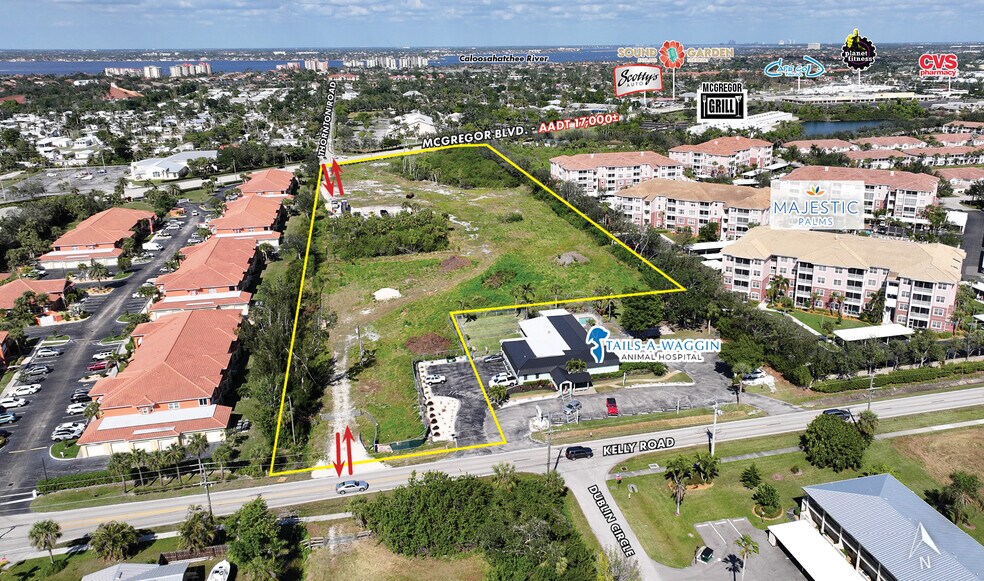 11982 Kelly Rd, Fort Myers, FL à vendre - Aérien - Image 2 de 12