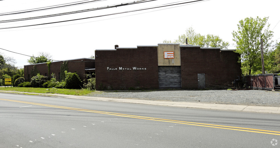 409-415 Main St, Little Falls, NJ à vendre - Photo principale - Image 1 de 1