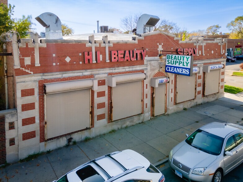 255 W 79th St, Chicago, IL à louer - Photo du bâtiment - Image 2 de 15