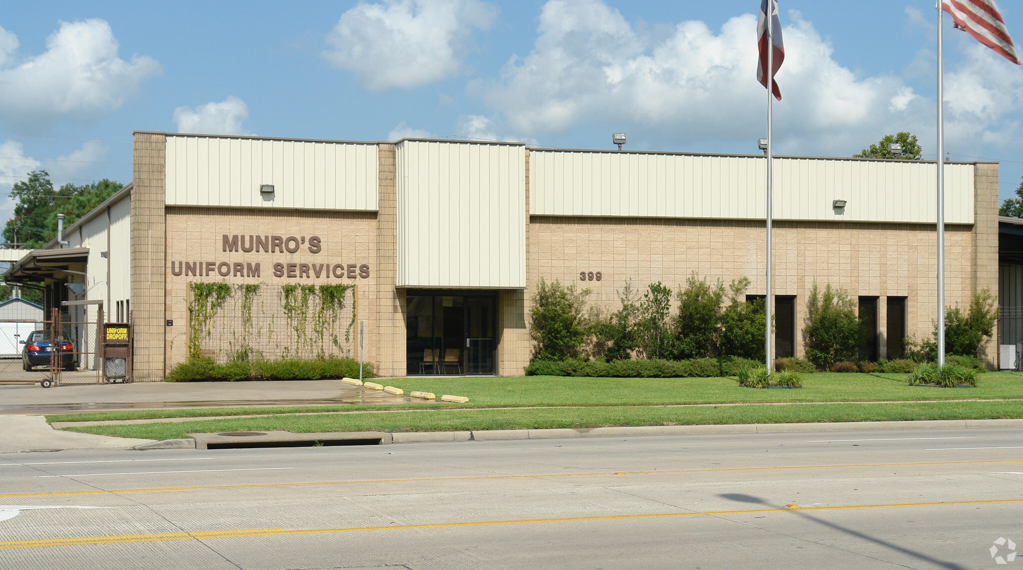 399 Ml King Jr Pky, Beaumont, TX for sale Primary Photo- Image 1 of 8