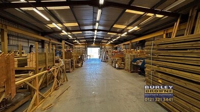 Empire Clos, Aldridge for lease Interior Photo- Image 2 of 2