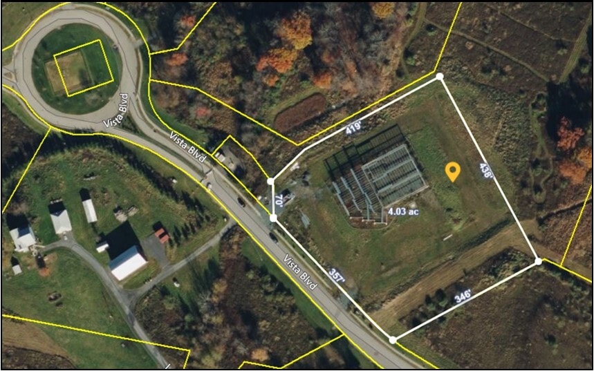 85 Vista Blvd, Slingerlands, NY for sale - Building Photo - Image 2 of 8