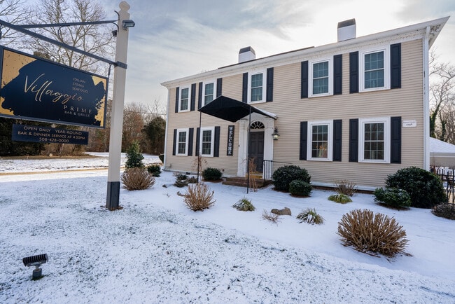 Plus de détails pour 4631 Falmouth Rd, Cotuit, MA - Commerce de détail à vendre