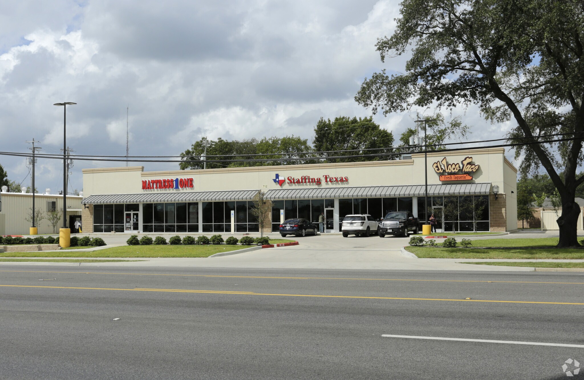 712 E Villa Maria Rd, Bryan, TX for lease Primary Photo- Image 1 of 4