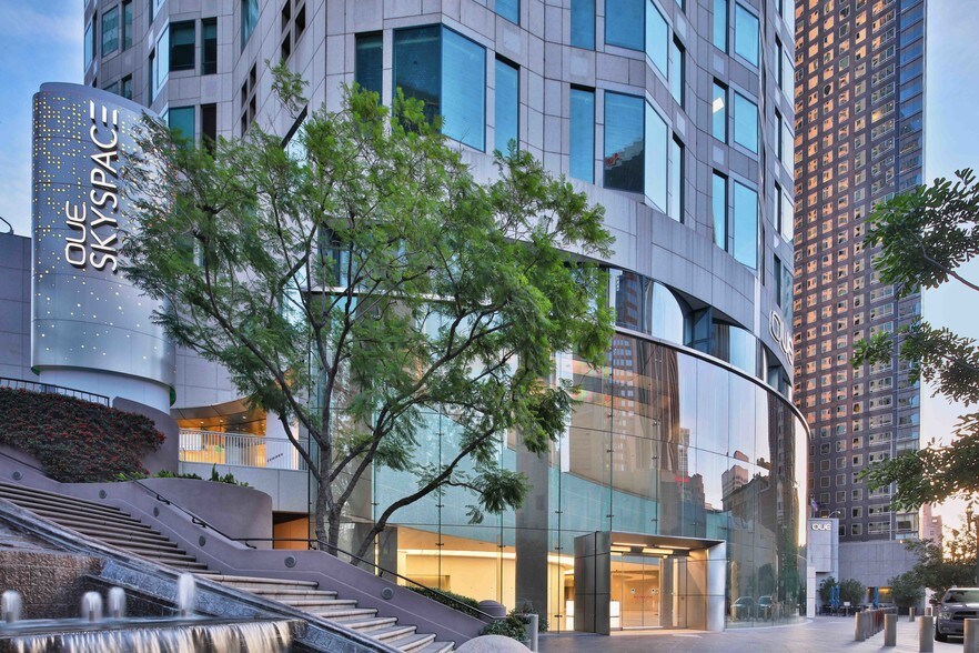 633 W 5th St, Los Angeles, CA à louer - Photo du bâtiment - Image 3 de 3