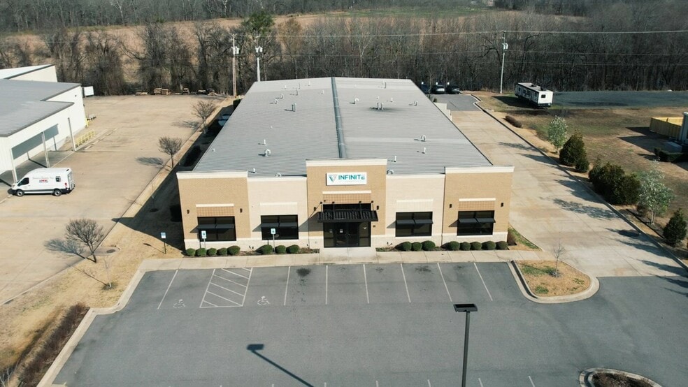 4850 Northshore Ln, North Little Rock, AR for sale - Commercial Listing Video - Image 2 of 9