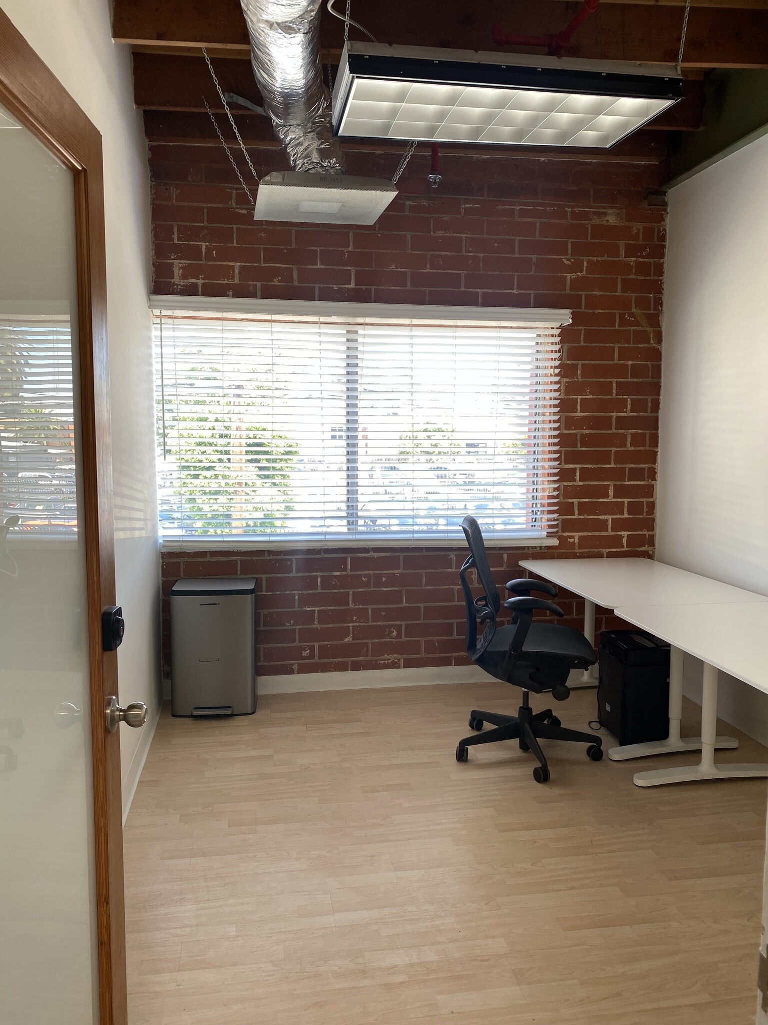 1639 11th St, Santa Monica, CA à louer Photo intérieure- Image 1 de 4