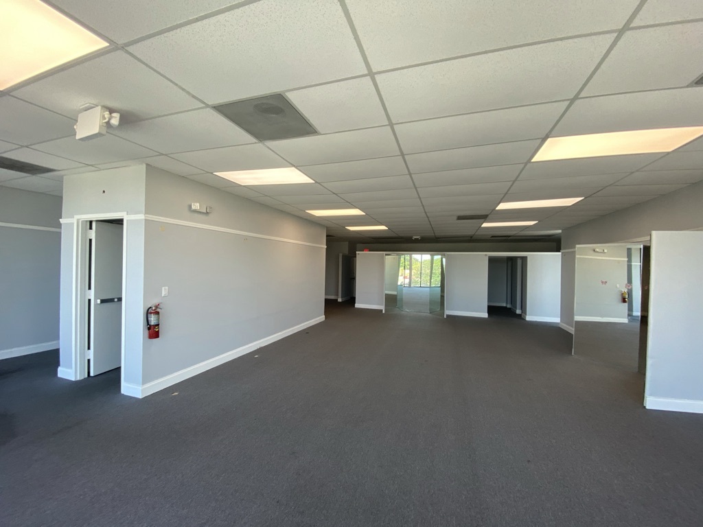 870 SW 12th Ave, Pompano Beach, FL for lease Building Photo- Image 1 of 4