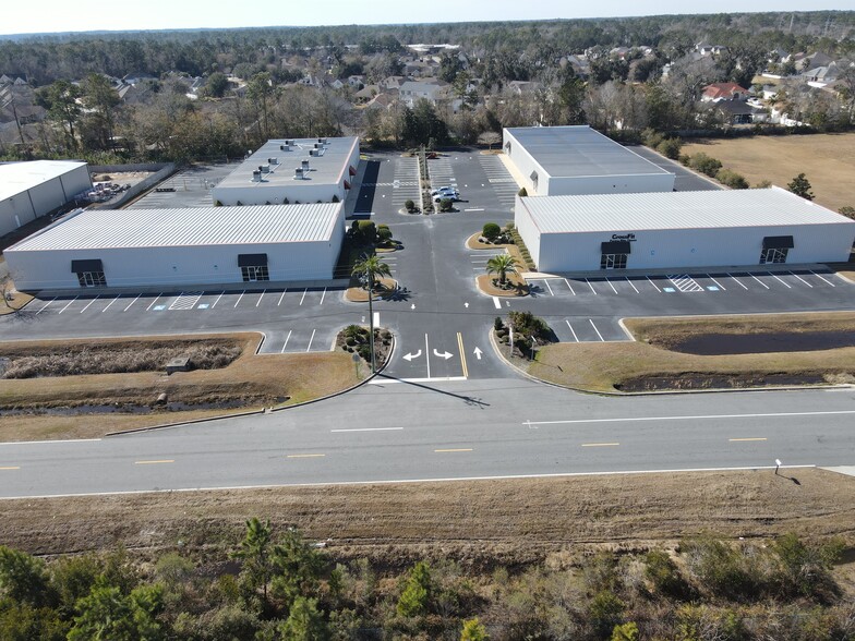 400 Commerce Center Dr, Brunswick, GA for sale - Building Photo - Image 3 of 7