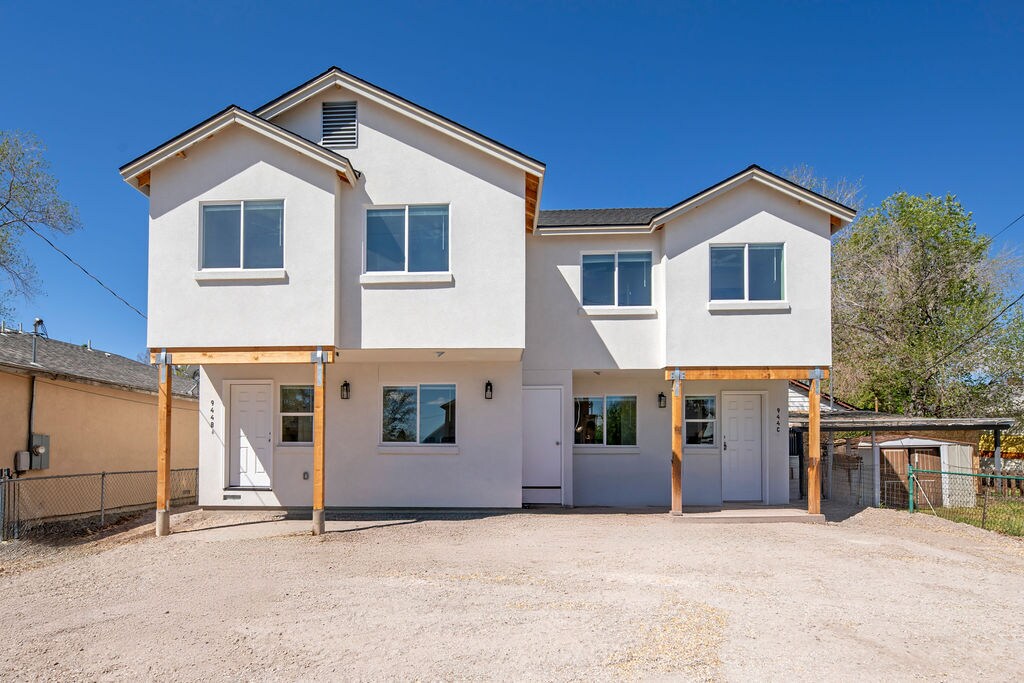 944 Bell St, Reno, NV for sale Primary Photo- Image 1 of 2