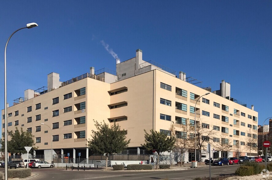 Travesía De La Gavia, 14, Madrid, Madrid for sale - Building Photo - Image 1 of 1