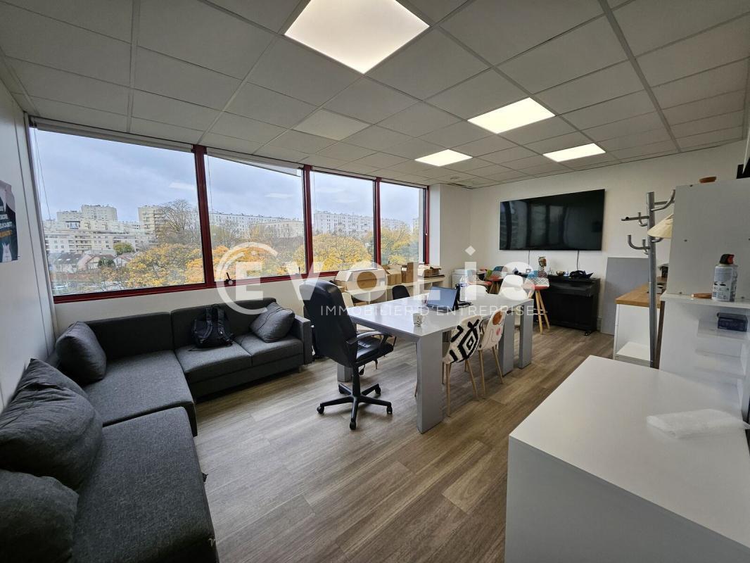 Office in Chatillon for sale Interior Photo- Image 1 of 21