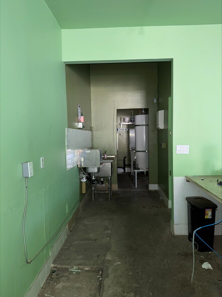 438-444 N La Cienega Blvd, Los Angeles, CA for lease - Interior Photo - Image 2 of 10