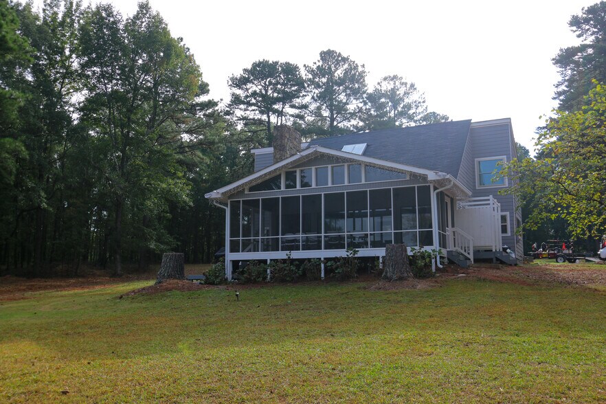 1209 Iris Lake Rd, McDonough, GA à vendre - Photo du bâtiment - Image 2 de 18