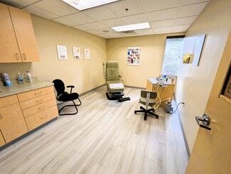 More details for 1565 Main St, Tewksbury, MA - Office for Sale