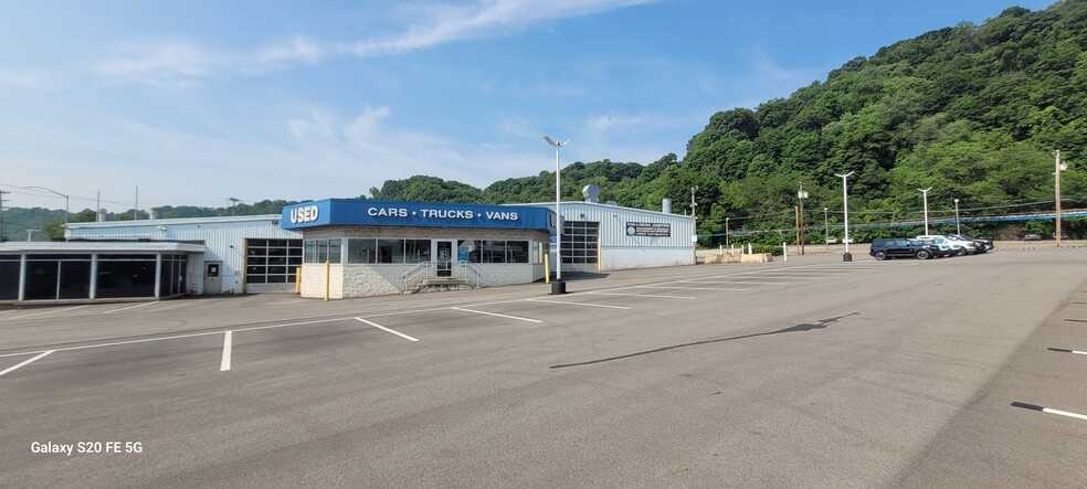 201 7th Ave, Beaver Falls, PA for lease - Primary Photo - Image 1 of 4