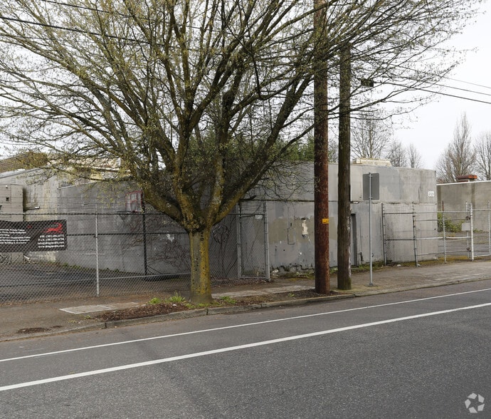 2125 N Vancouver Ave, Portland, OR for sale - Building Photo - Image 2 of 2