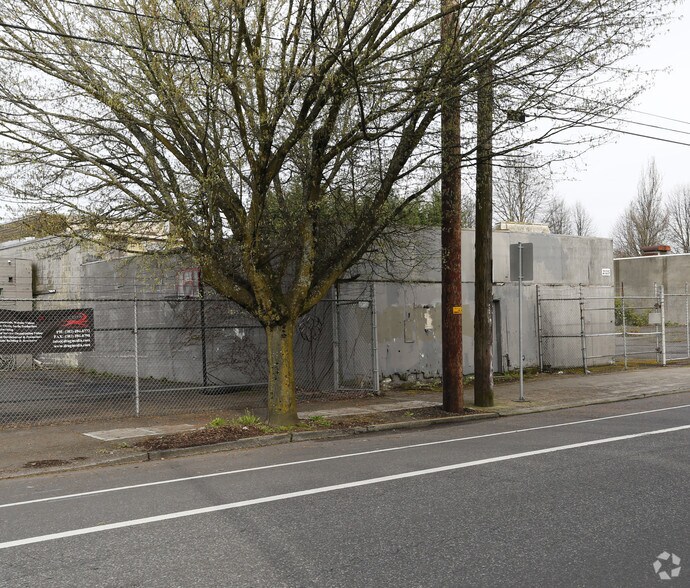2125 N Vancouver Ave, Portland, OR à vendre - Photo du bâtiment - Image 2 de 2